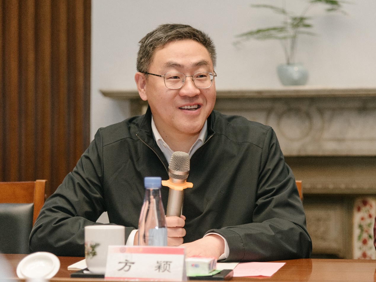 a75cf281-5817-4d05-a996-cb124ca6de8d.jpg