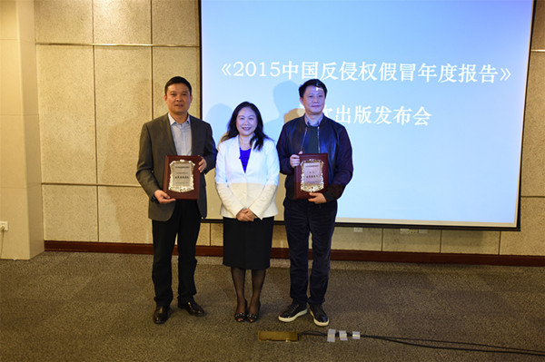 b5dd3f26-92cc-46b1-ba86-76e658473c71.jpg