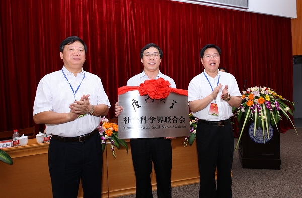 f1c7665d-44ae-4538-8079-186044bdd80f.jpg