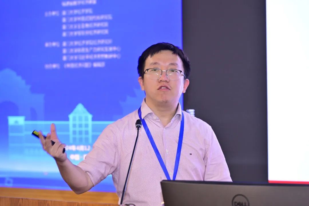 c740c7ef-12bd-4488-82a6-27d6ca5c568a.jpg